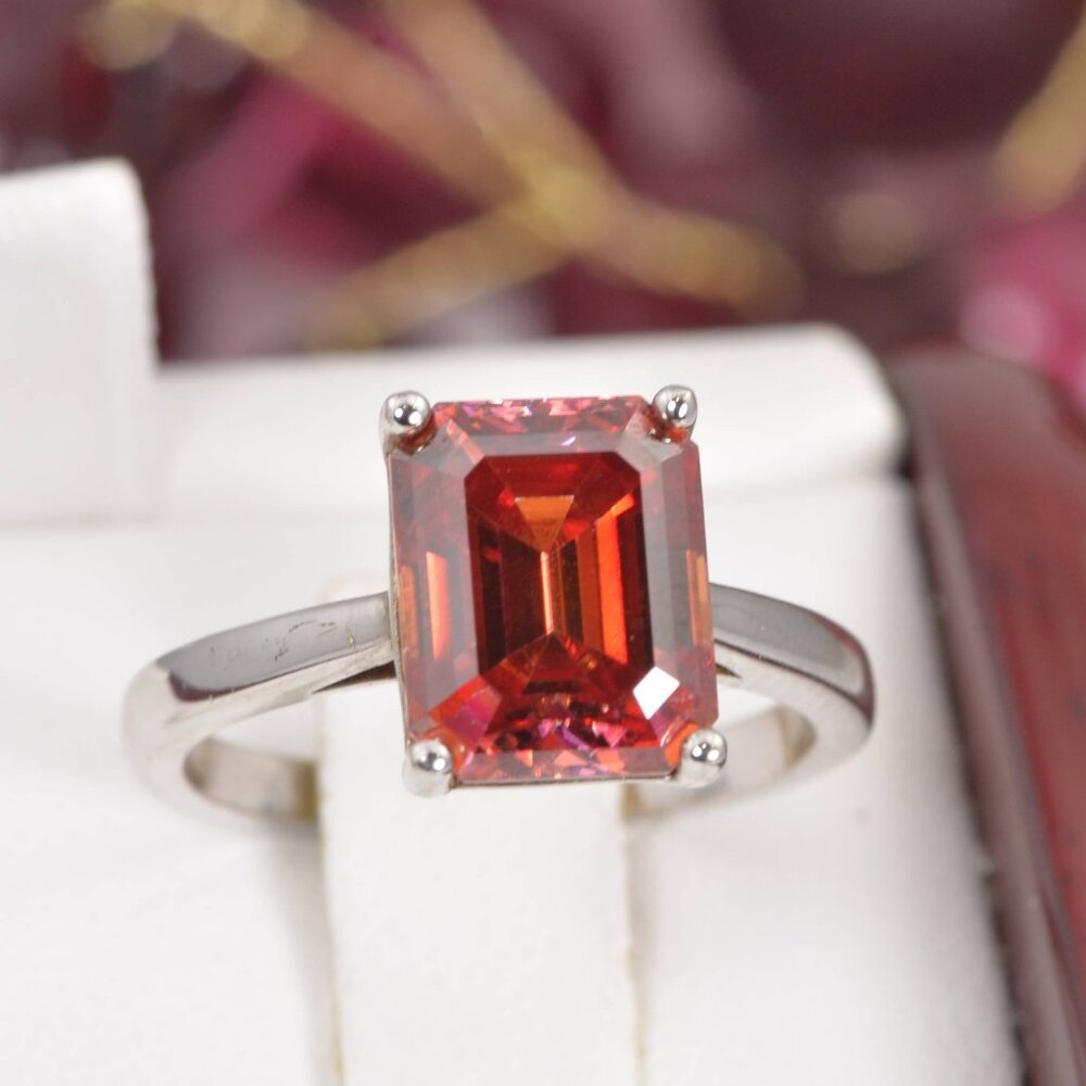 Certified 4.0 ct Red Moissanite Emerald Cut Wedding Engagement Ring
